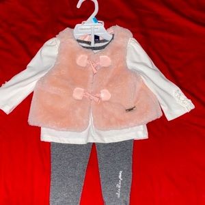 Calvin Klein outfit. Baby girl, size 6-9 months